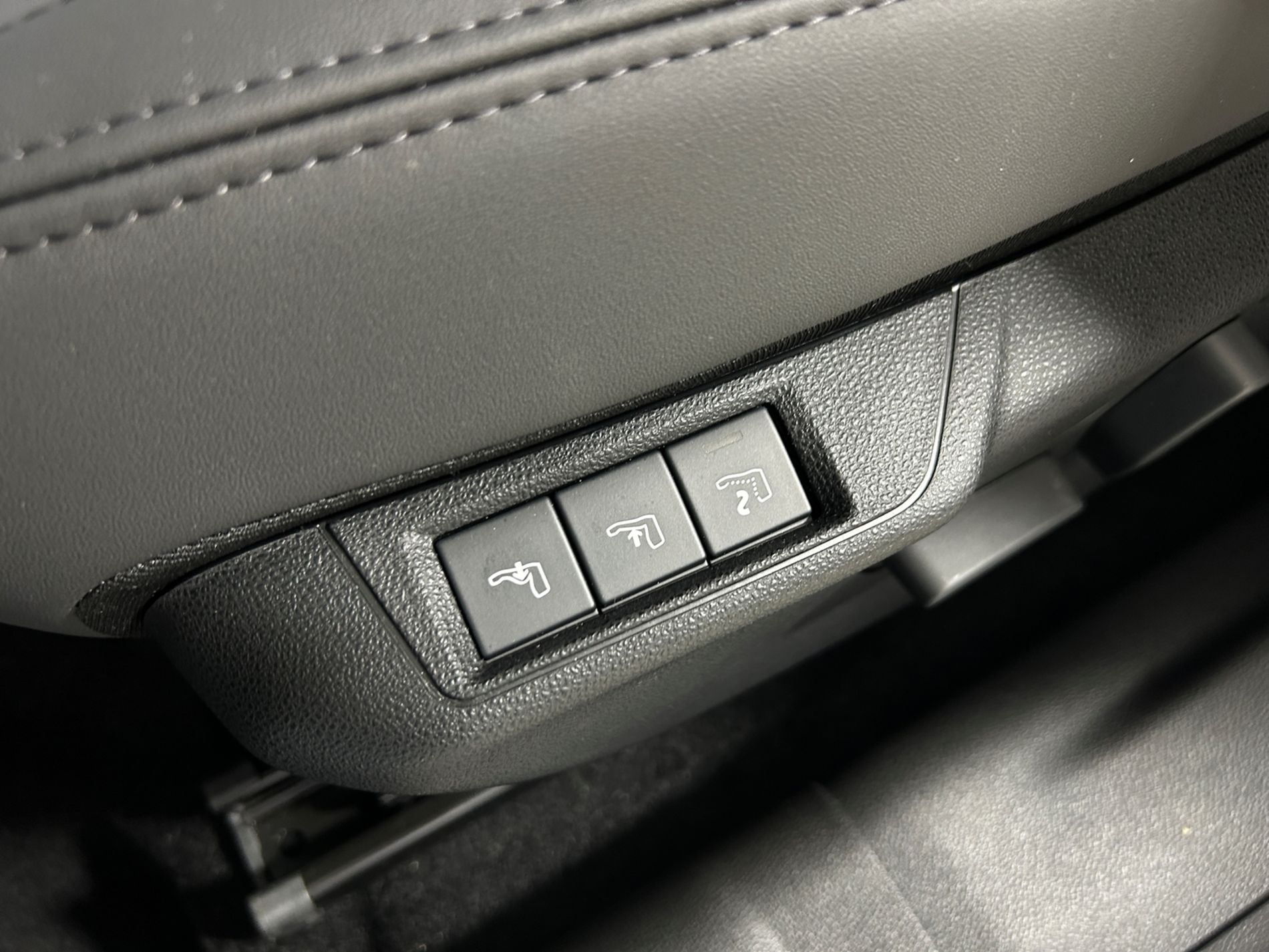 Junior 1.2 ibrida Speciale - Autoviemme